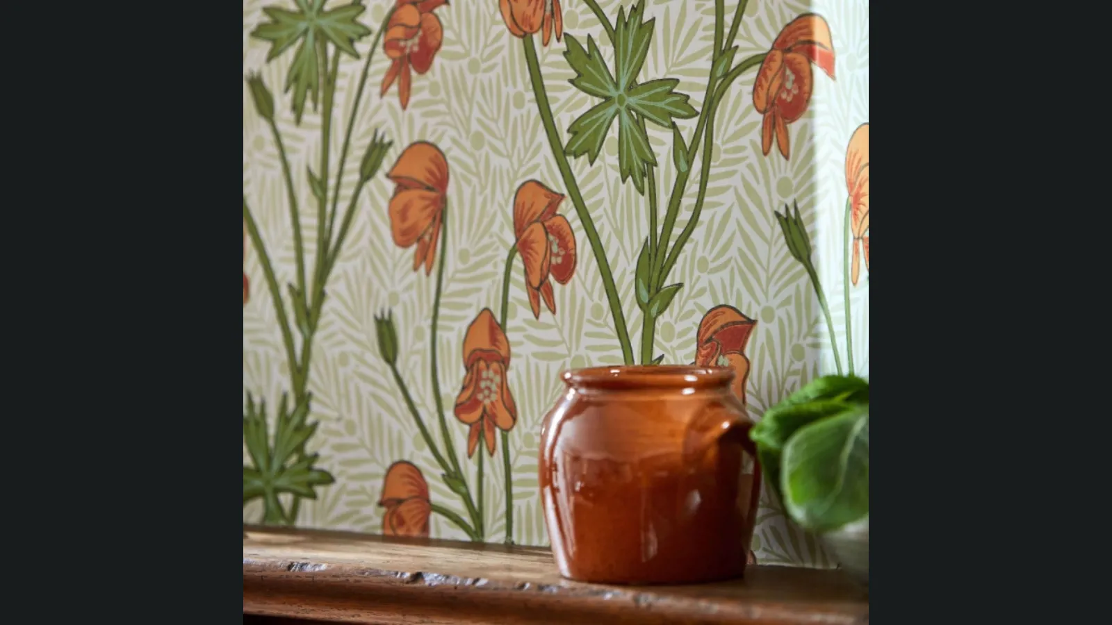 Carta da parati Monkshood di Larsen