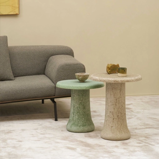 Tavolino Babar in vetro riciclato e graniglia di Glas Italia