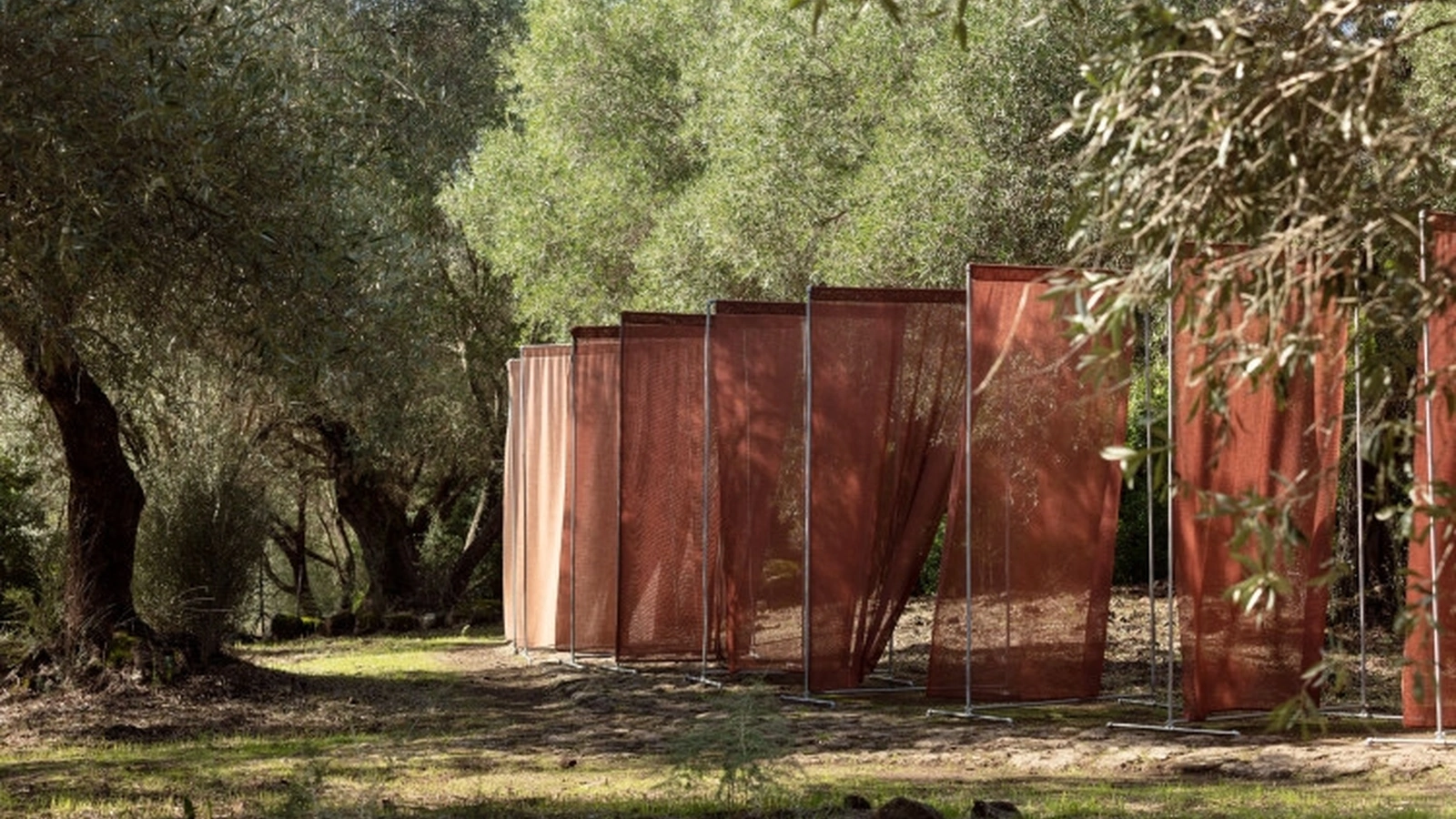 Tenda Benu Earth di Larsen