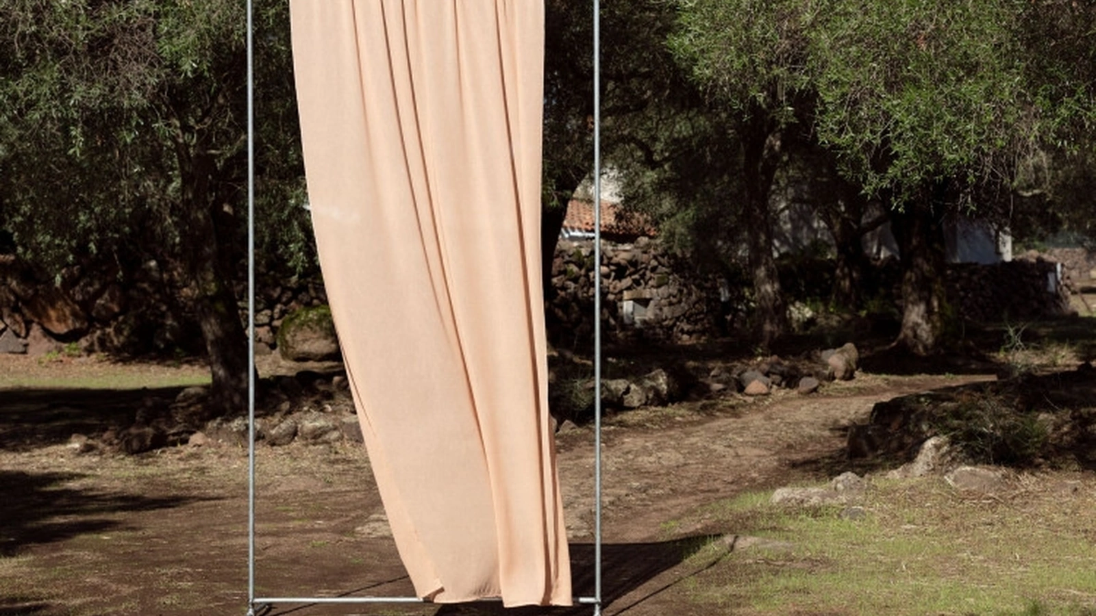 Tenda Benu Sky Recycled di Larsen