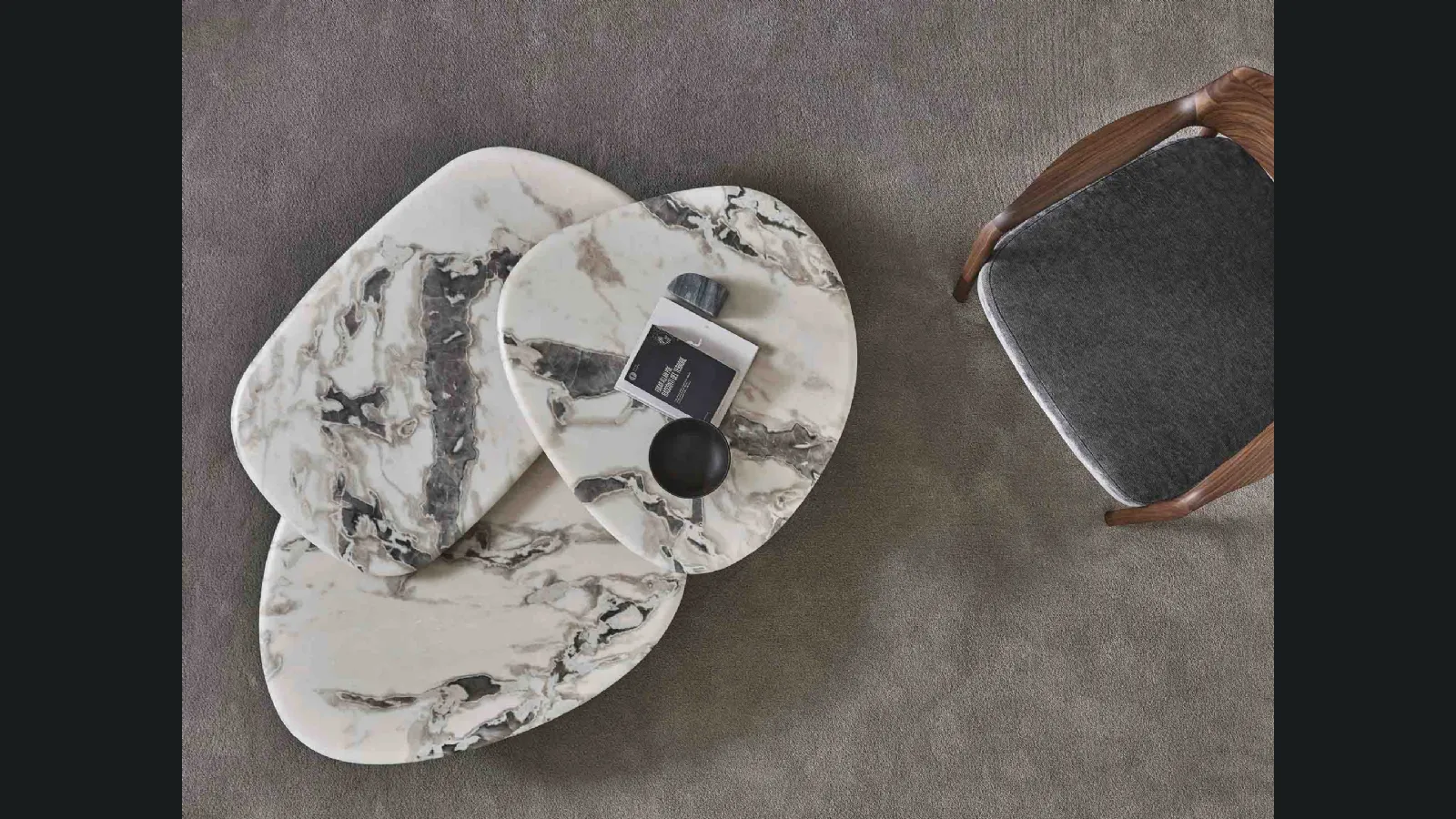 Tavolino con tre piani Callisto Mix di Porada