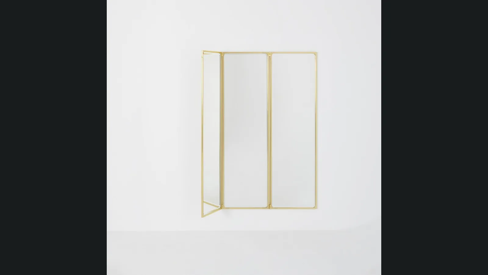 Specchiera Como di Glas Italia