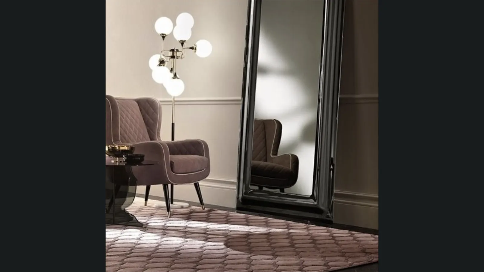 Tappeto con texture e geometrie simmetriche Icon Ancient di Sirecom