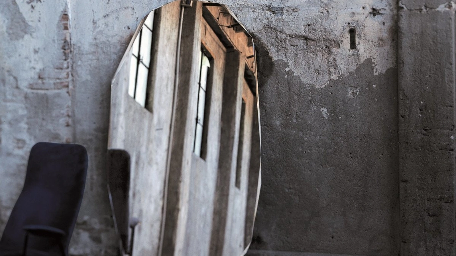 Specchio Kooh-I-Noor di Glas Italia