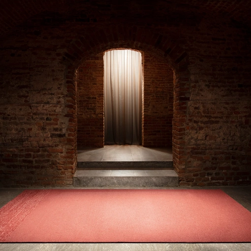 Tappeto Looping One-Ply di Christian Fischbacher