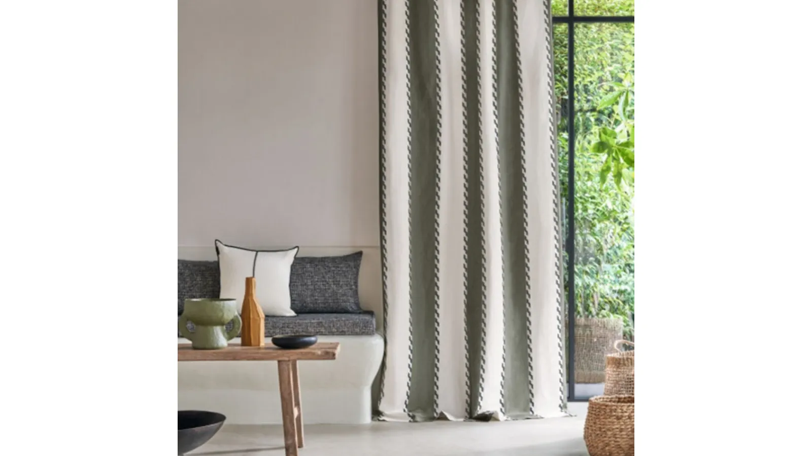 Tenda Paléole di Larsen