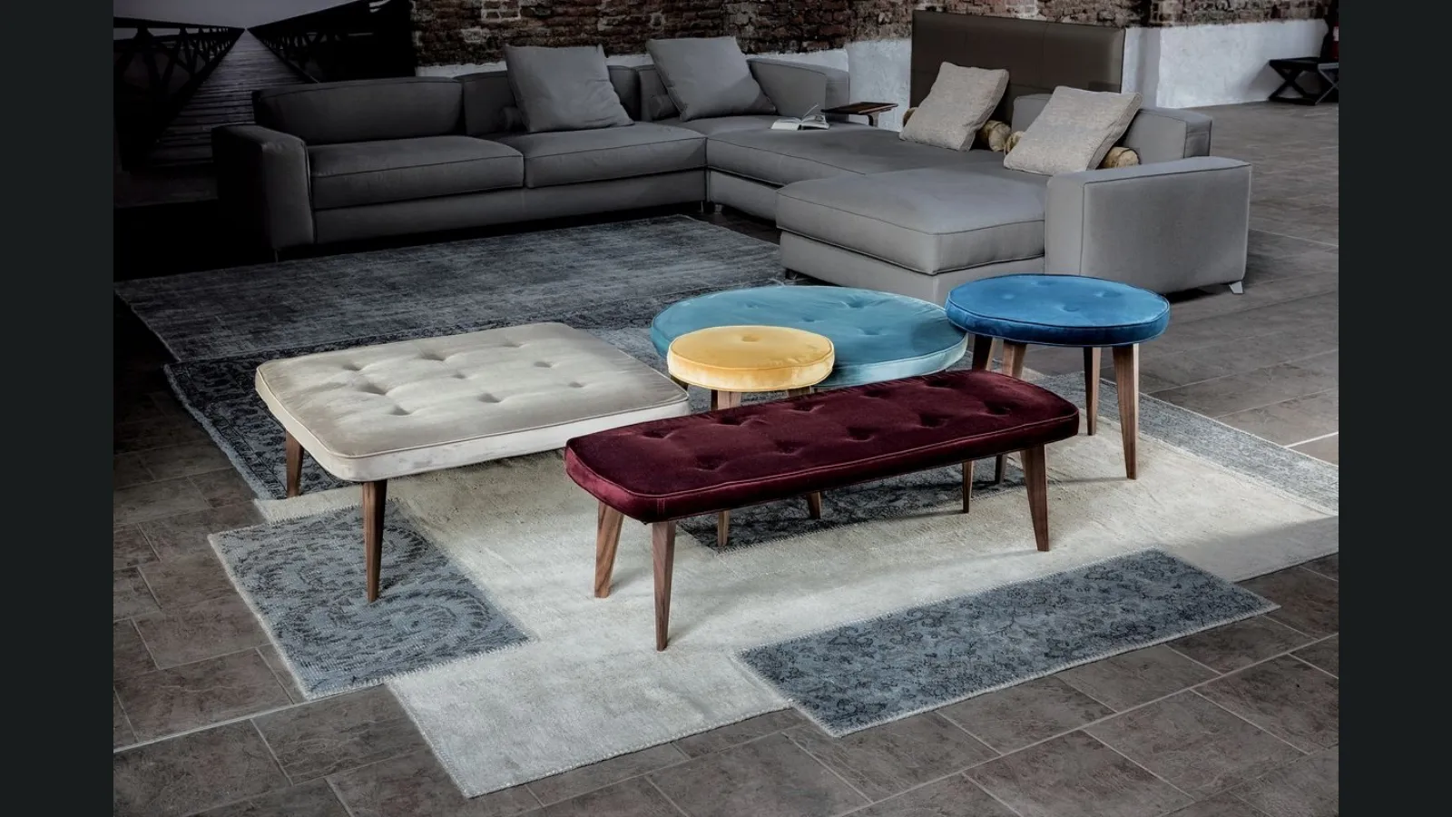 Pouf Pancake in velluto trapuntato di Vibieffe