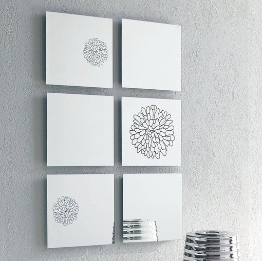 Specchio quadrato con serigrafia Frill di Ponti Terenghi