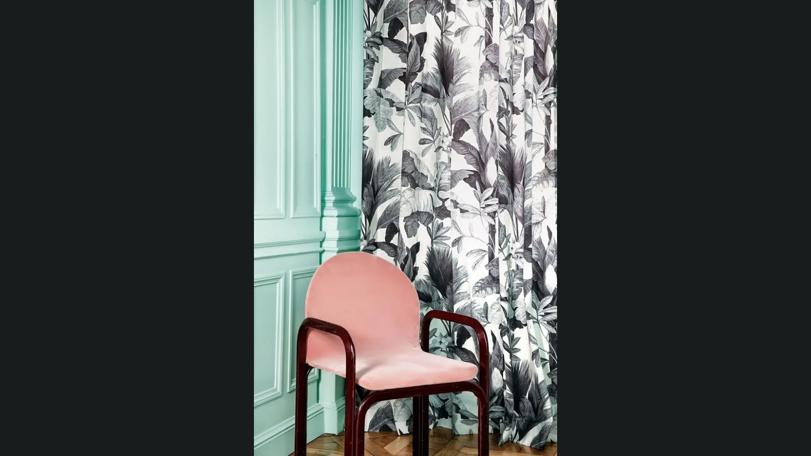 Tenda Salengro di Manuel Canovas