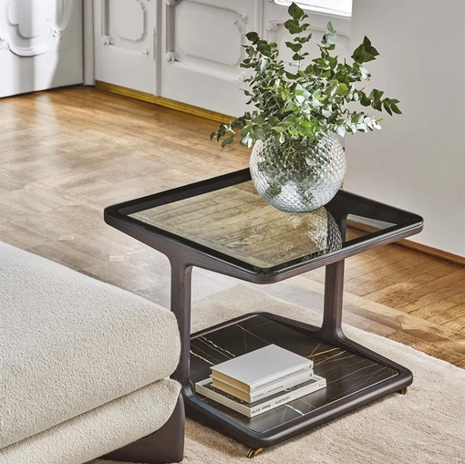 Tavolino in massello di frassino con piano superiore in cristallo e piano inferiore in marmo Script 150 di Porada