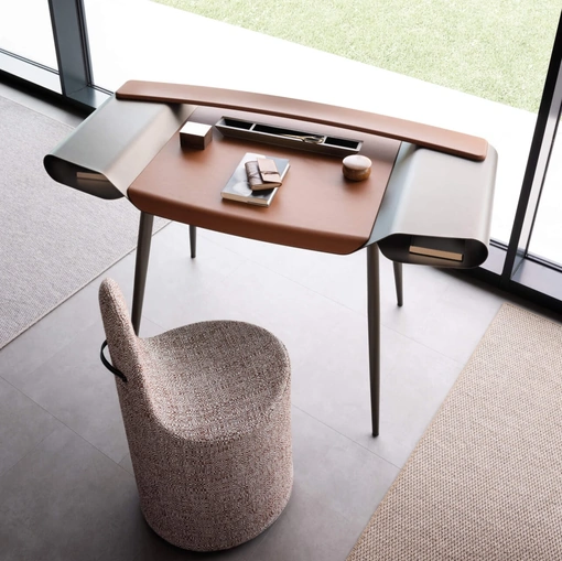 Scrittoio Gulliver in pelle e metallo di Presotto