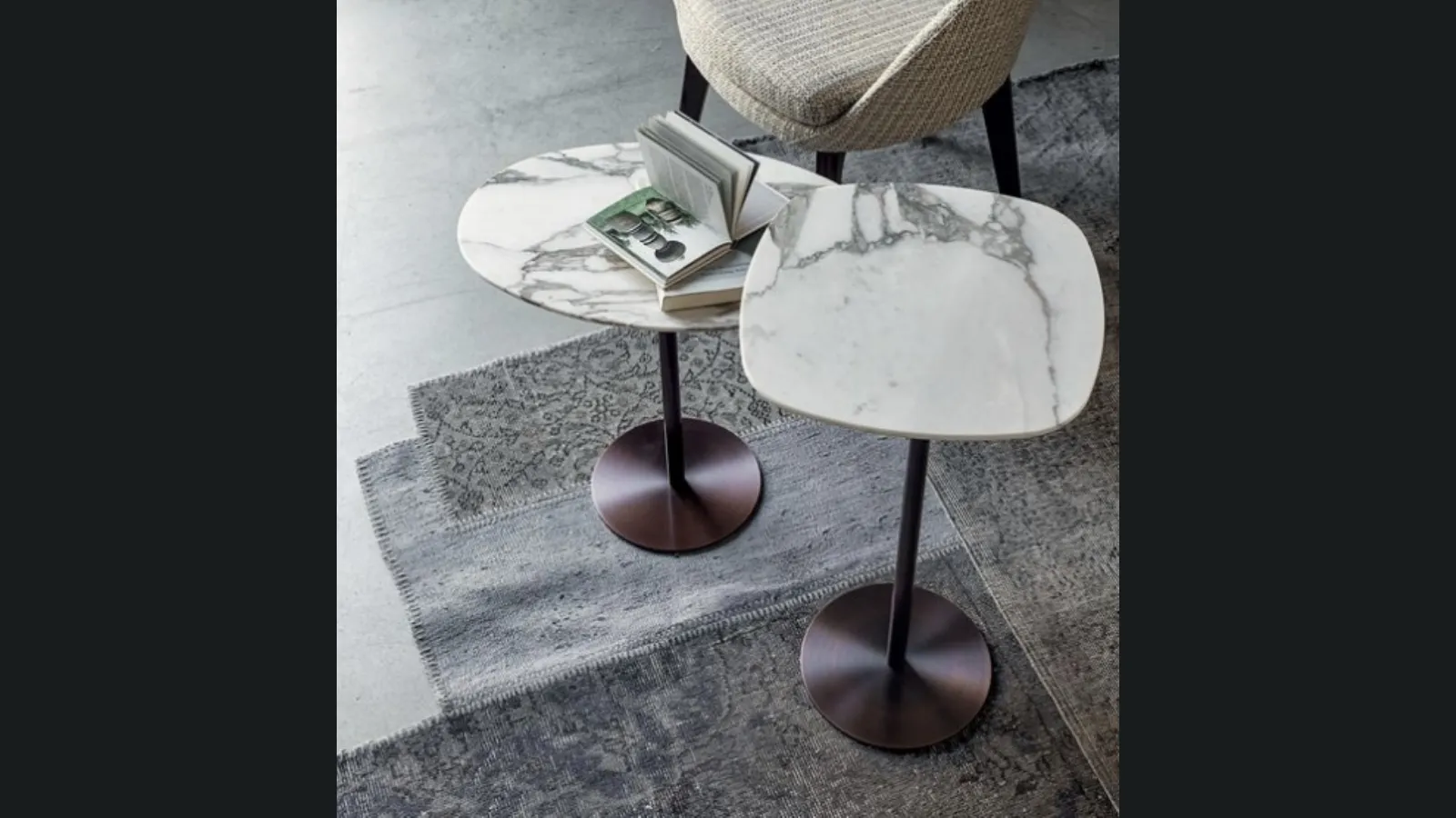 Tavolino Form in marmo di Vibieffe