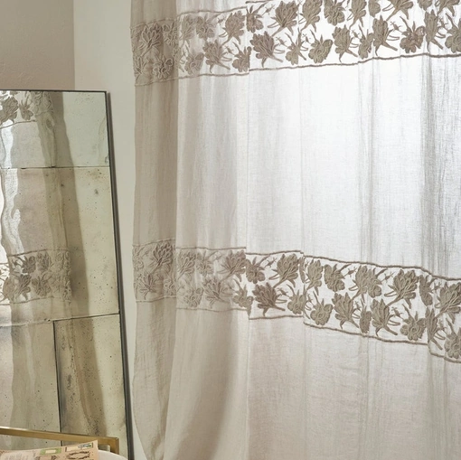 Tenda Mathilde in garza di lino con 2 Fasce Floreali orizzontali di Mastro Raphael