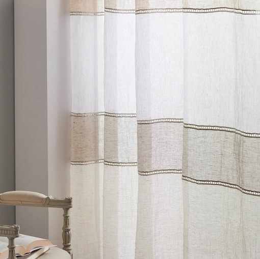 Tenda Pamphilj in lino a righe orizzontali di Mastro Raphael