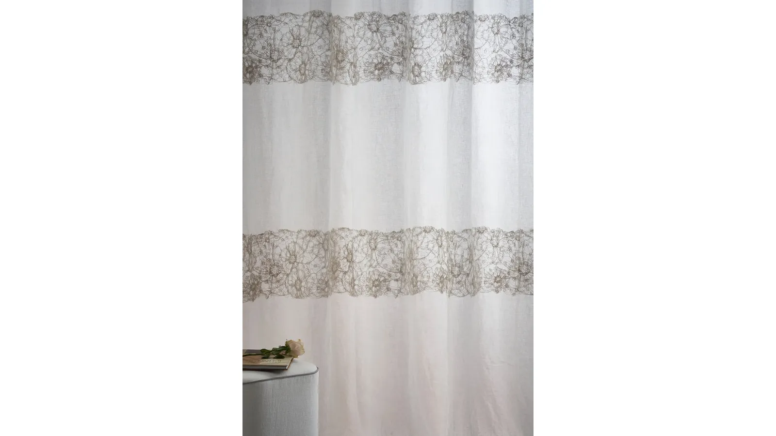 Tenda Romance Macramé Fiori con doppia fascia di Mastro Raphael