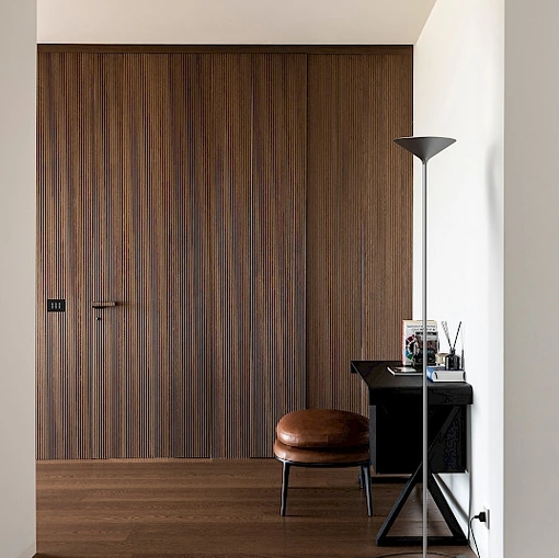 Lampada da terra Dry di Rotaliana