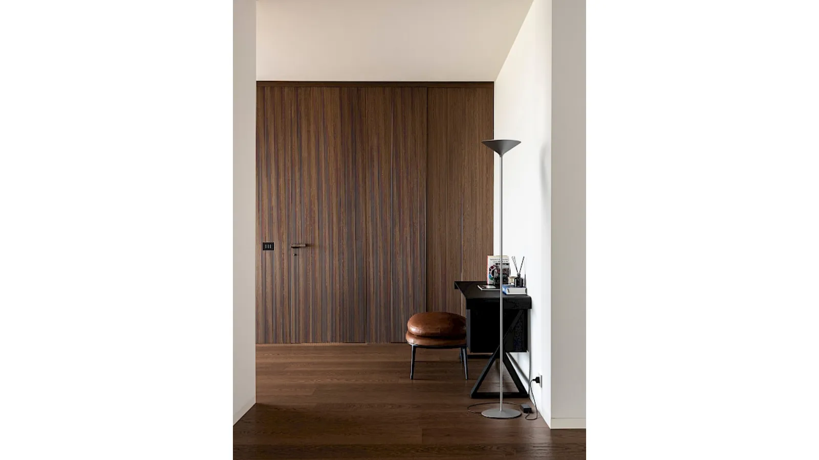 Lampada da terra Dry di Rotaliana