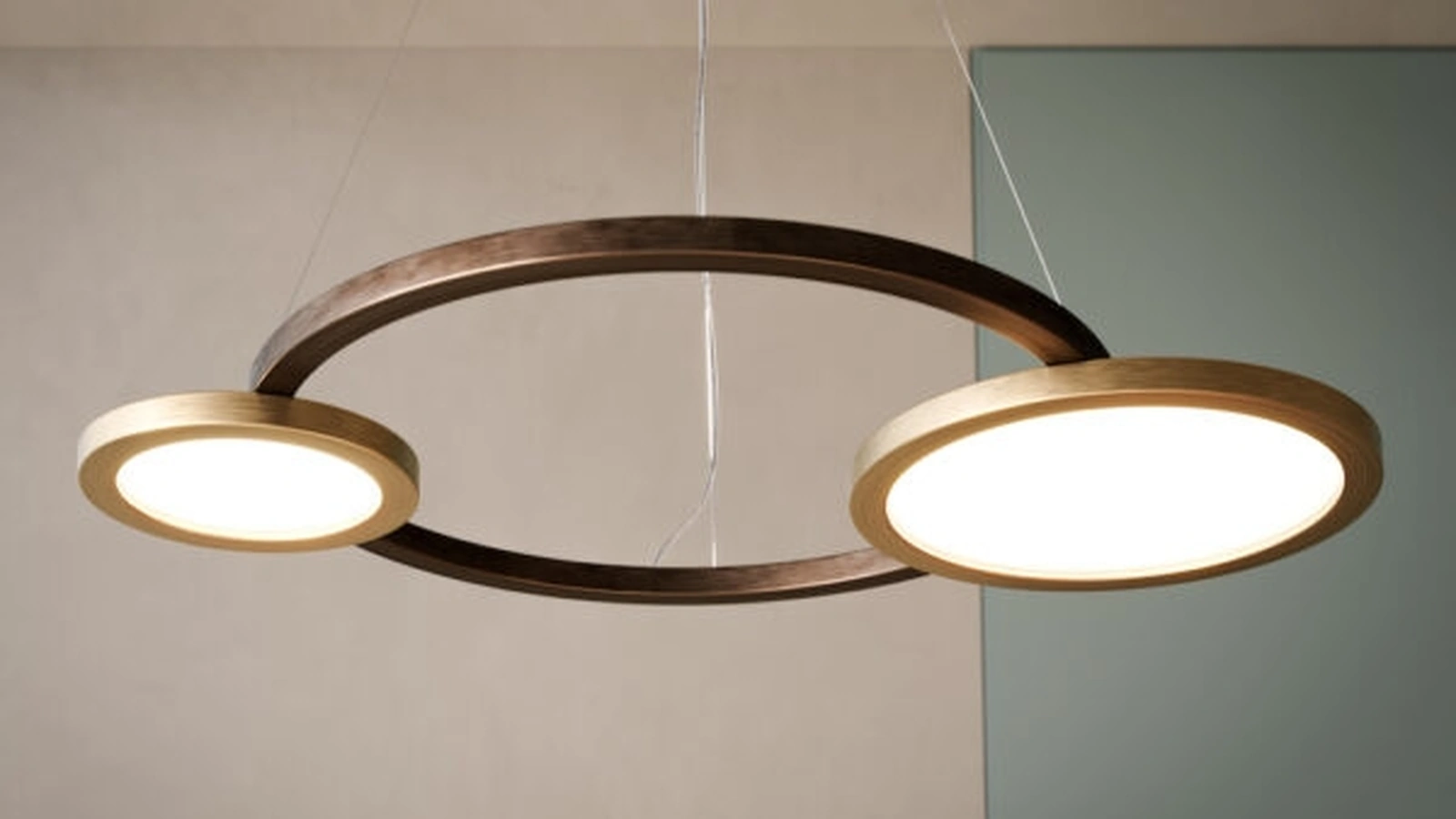 Lampada a sospensione in legno Eclisse 2|0 di Contardi