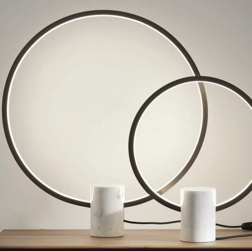 Lampada da tavolo Halo di Porada