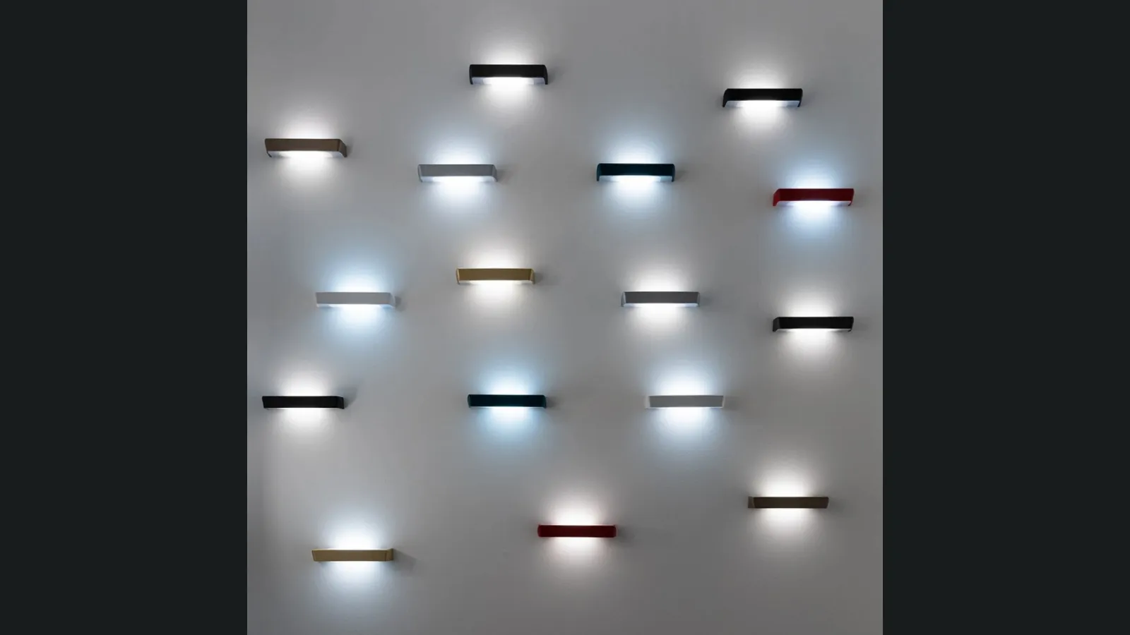 Lampada da parete Hantera di Vivida International