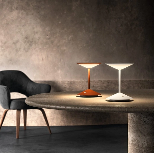 Lampada da tavolo Narciso di Pentalight