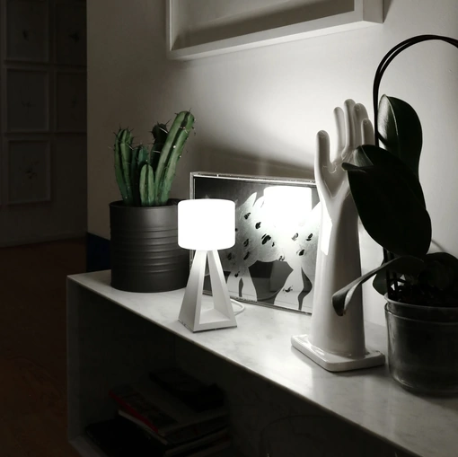 Lampada da tavolo in metallo e vetro Pup Glass di Vivida International