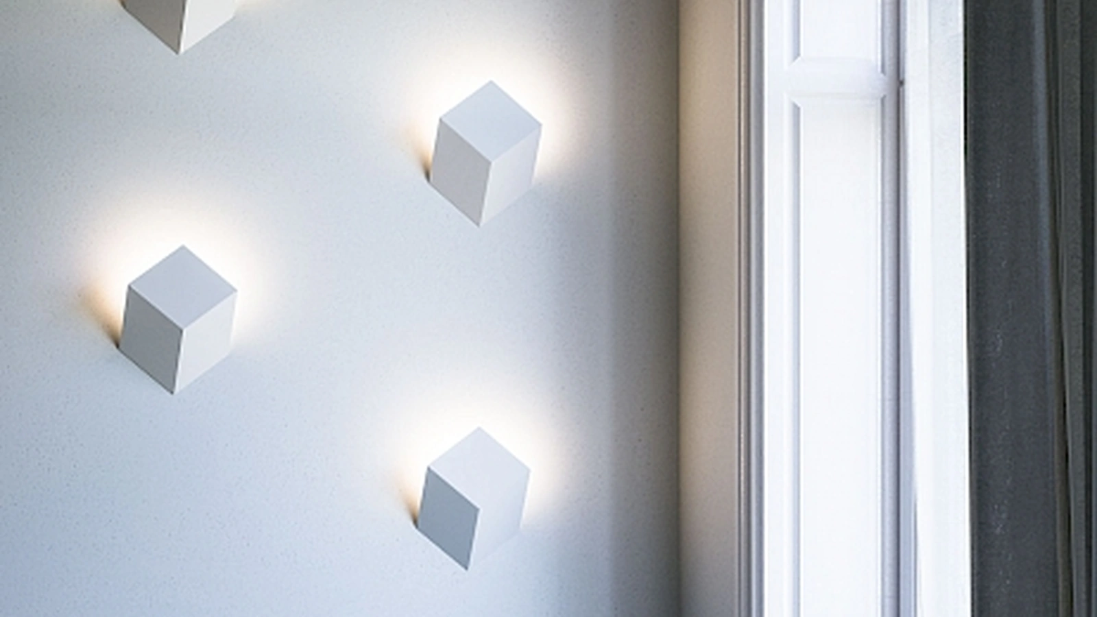 Lampada da parete QB Rotaliana