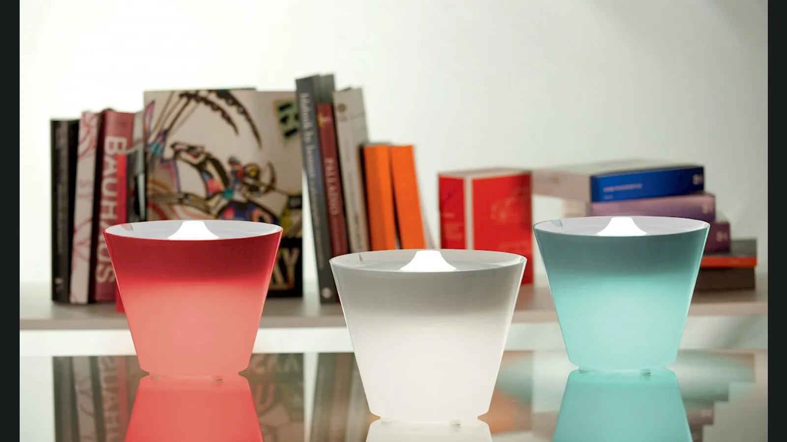 Lampada da tavolo Multipot di Rotaliana