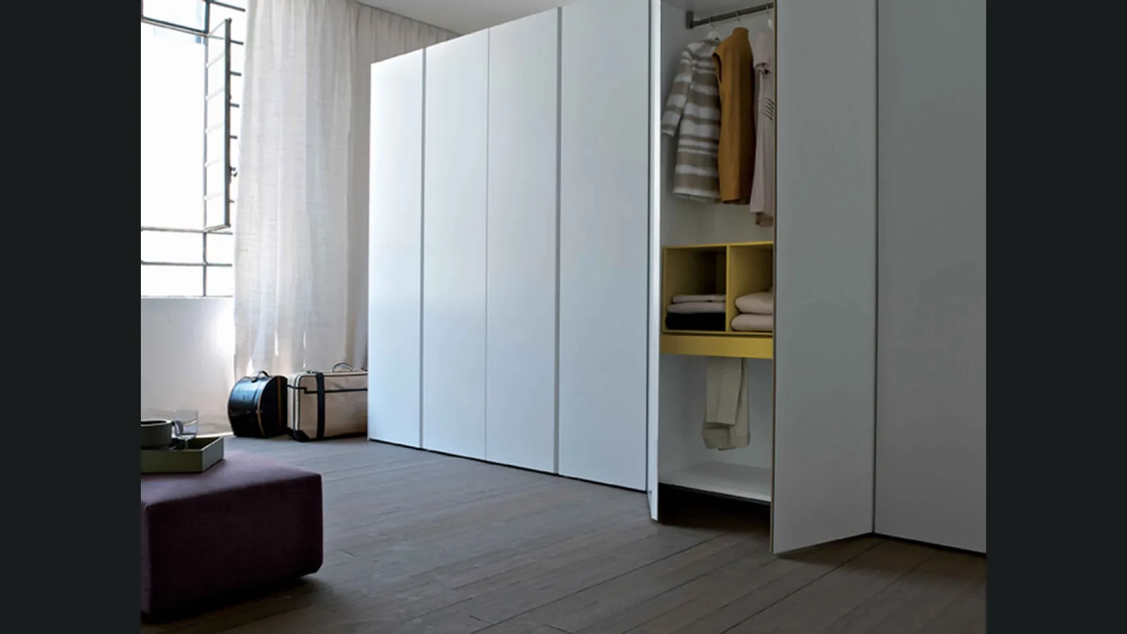 Armadio con ante battenti Bianco di Estel