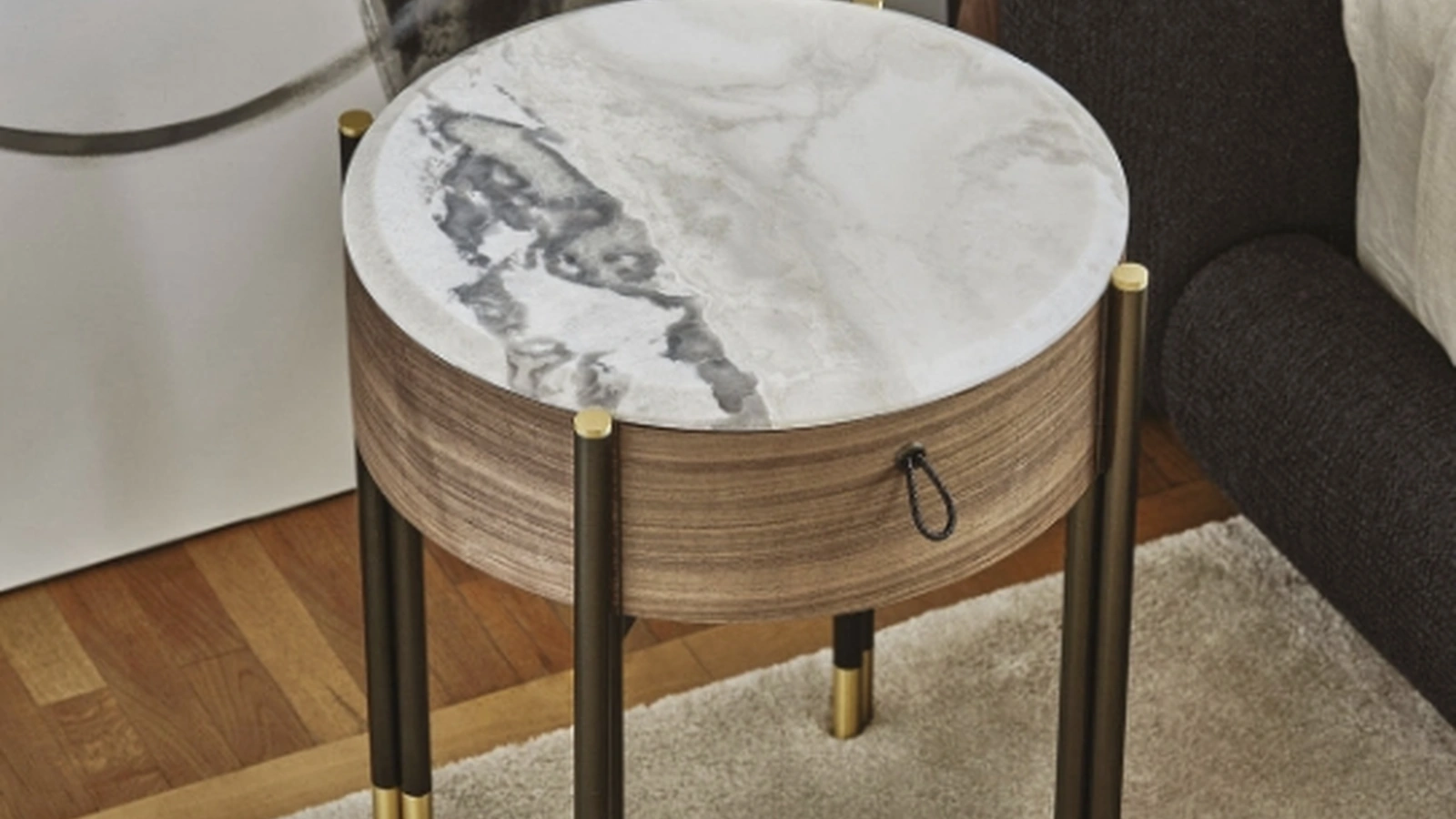 Comodino Bayus Tondo 44 di Porada