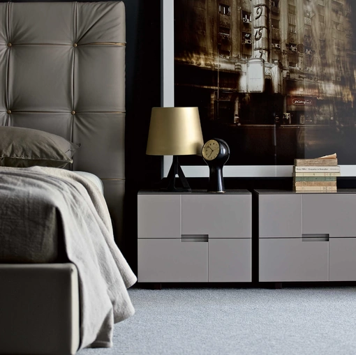 Comodino moderno in laccato opaco Palea di Estel