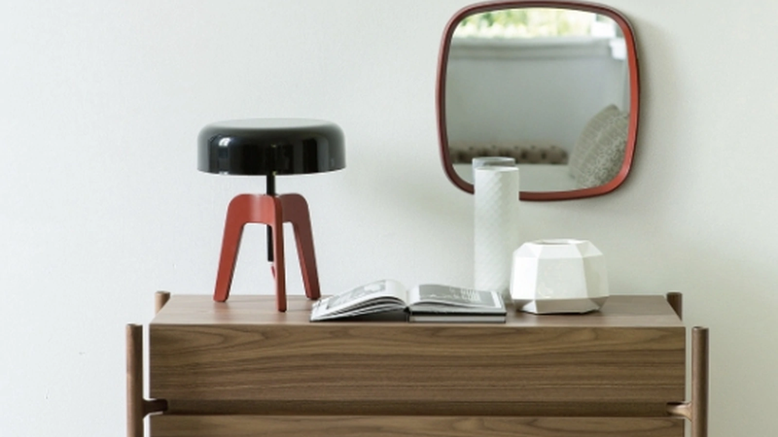 Cassettiera Regent di Porada