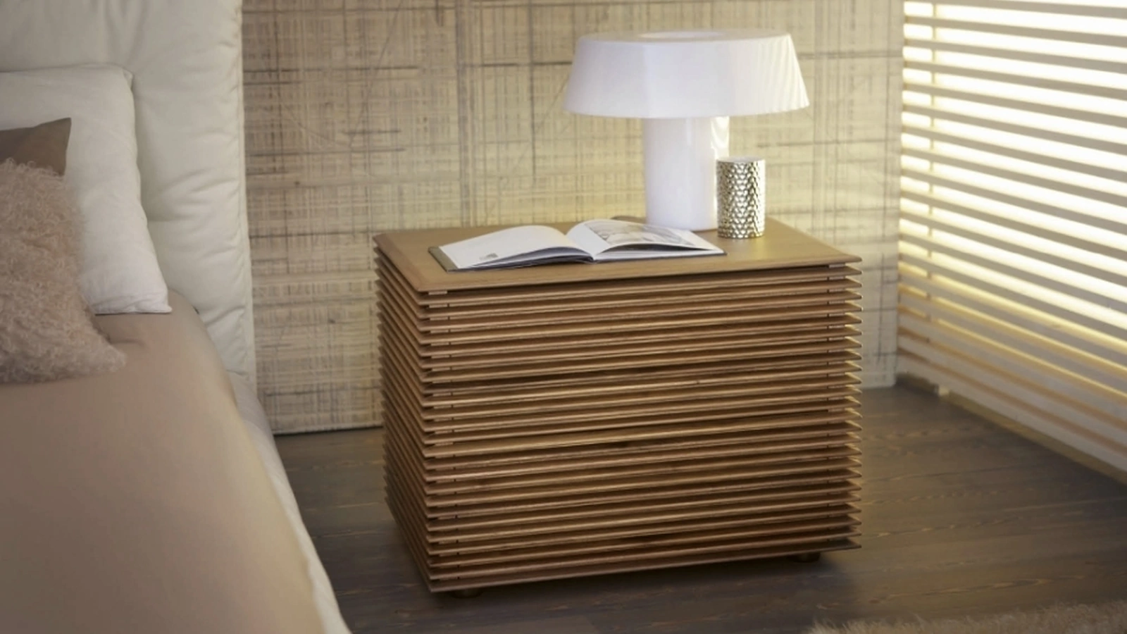 Comodino Riga di Porada