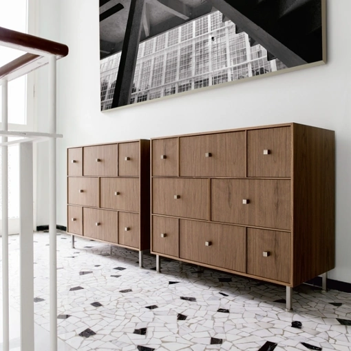 Cassettiera Rucellai in legno di Porada