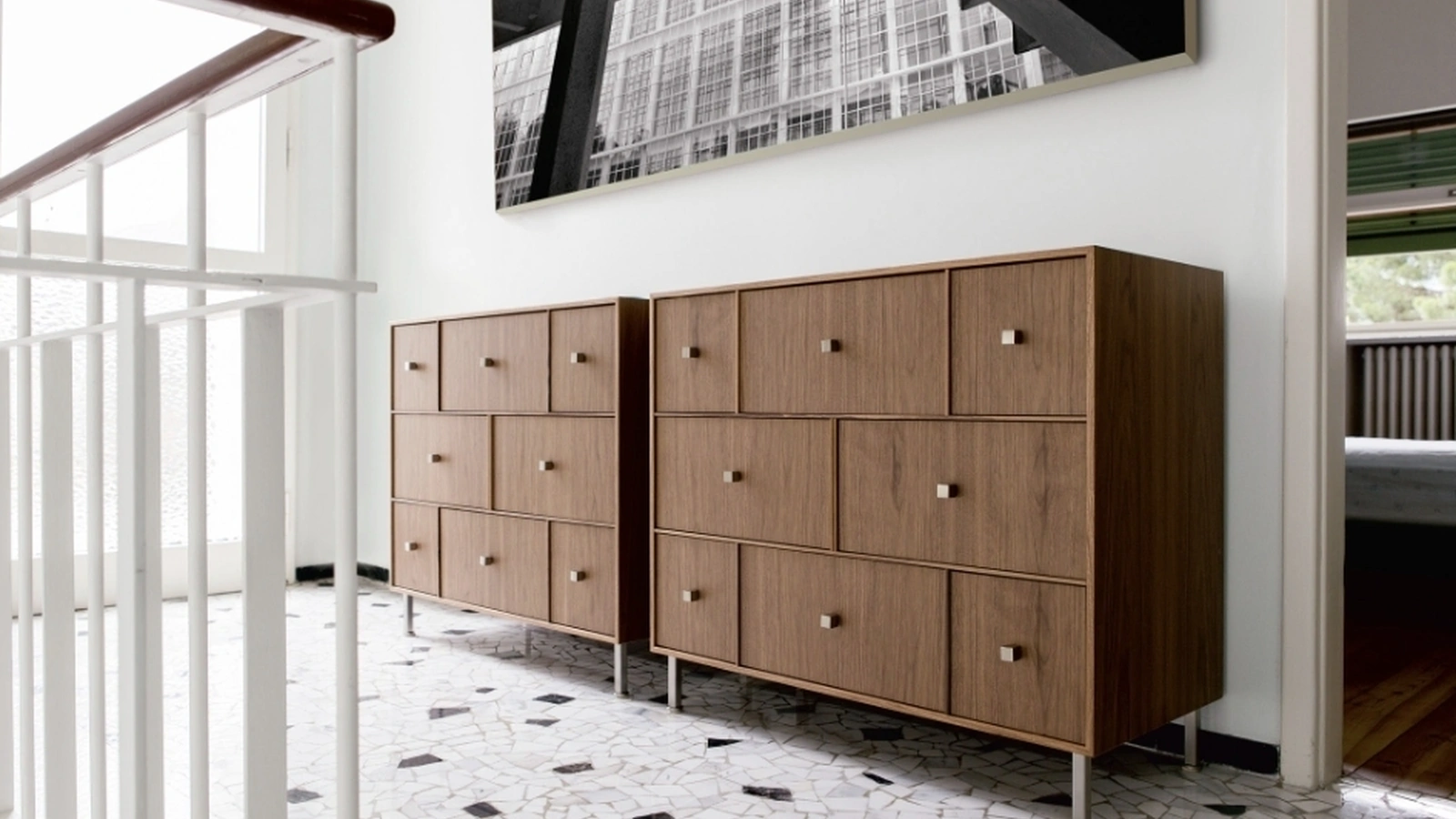 Cassettiera Rucellai in legno di Porada