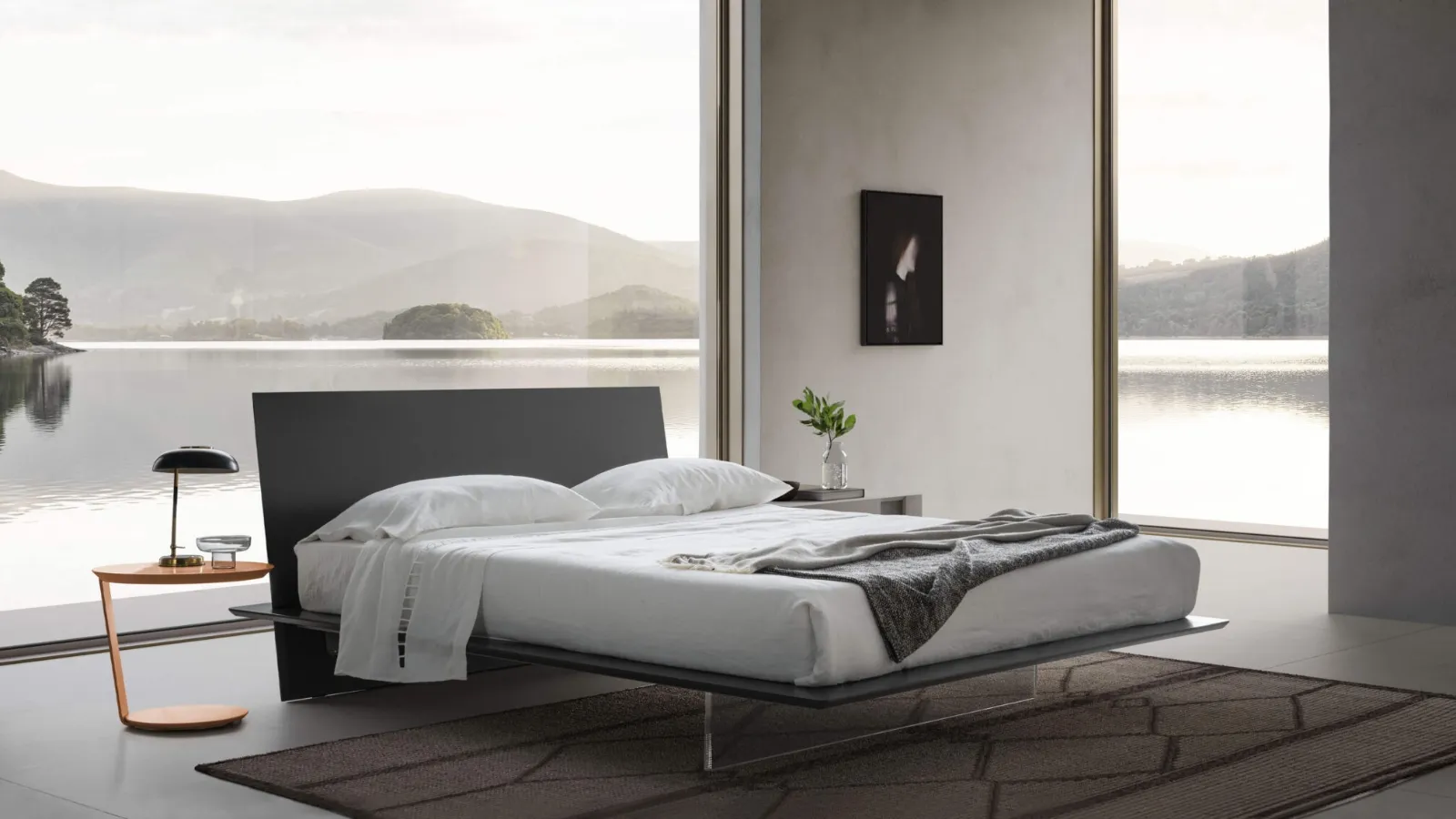 Letto con testiera Plana in laccato opaco di Presotto