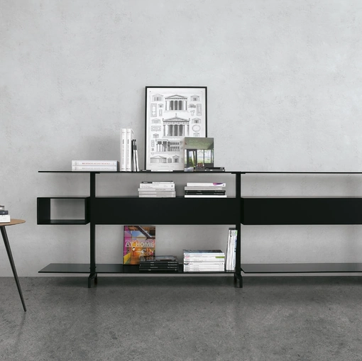 Libreria in alluminio nero con frontali e ripiani in vetro laccato nero System configurazione 52 di Extendo