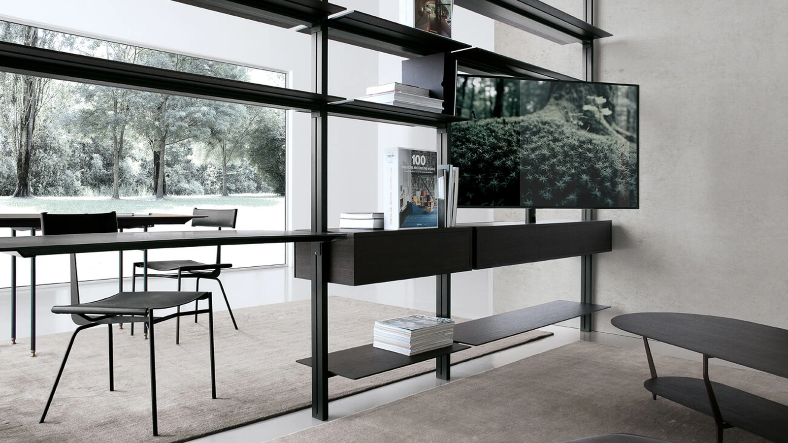 Libreria divisoria in HPL rovere e nero con struttura in alluminio System configurazione 54 di Extendo