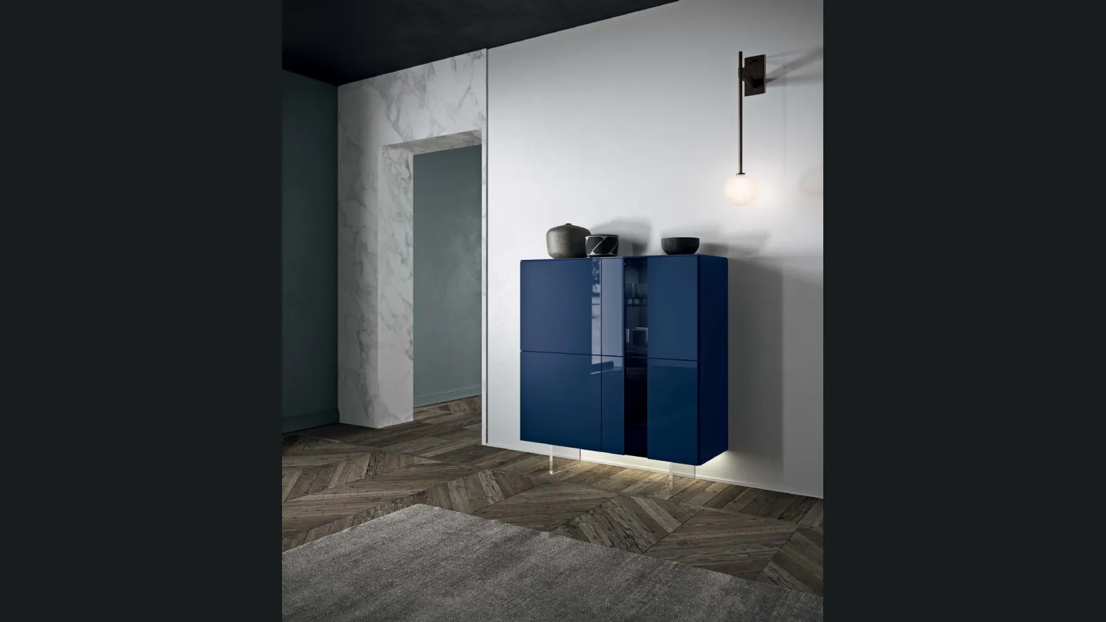 Madia Alta I-Modul Art in laccato lucido con piedini in metacrilato trasparente di Presotto