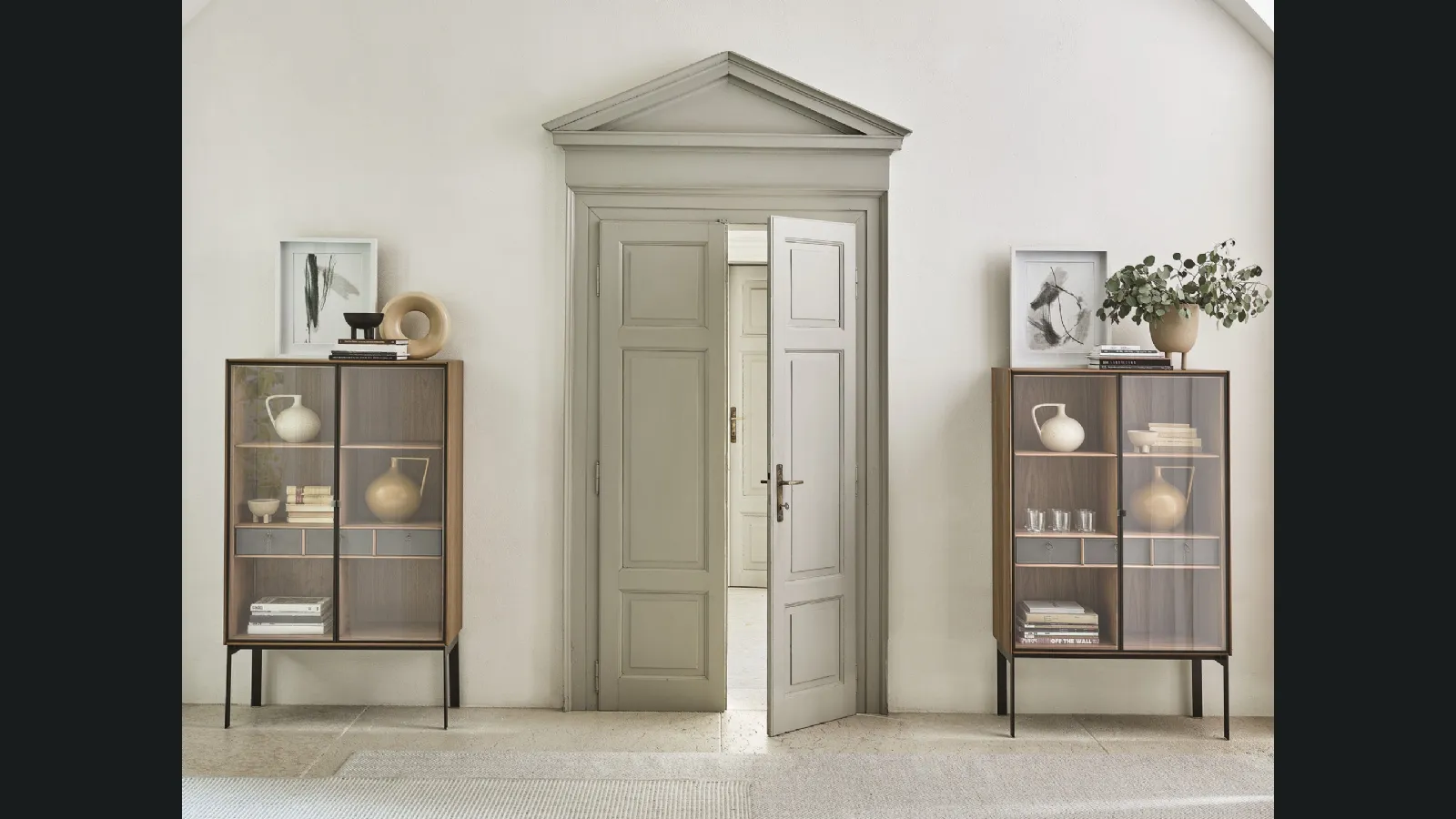 Madia Alta in legno e vetro Matics 2 di Porada