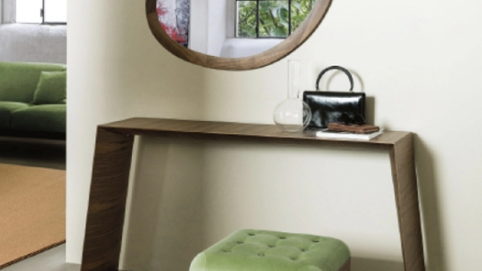 Mobile ingresso Asia di Porada