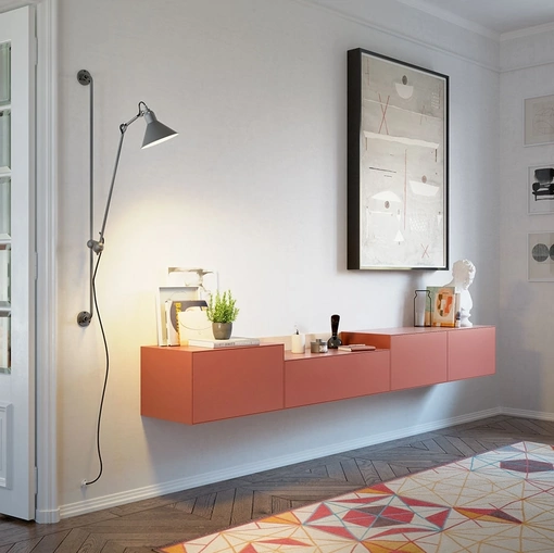 Mobile sospeso Lauki finitura Natural Oak e laccato Brick di Treku