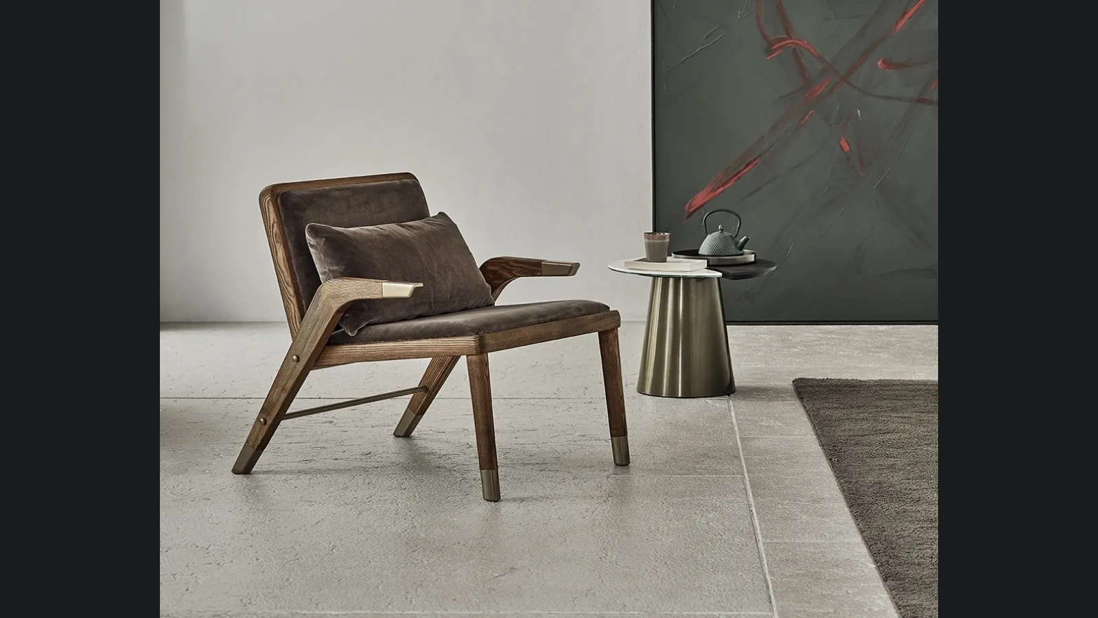 Poltrona Lady in pelle e legno di Bontempi