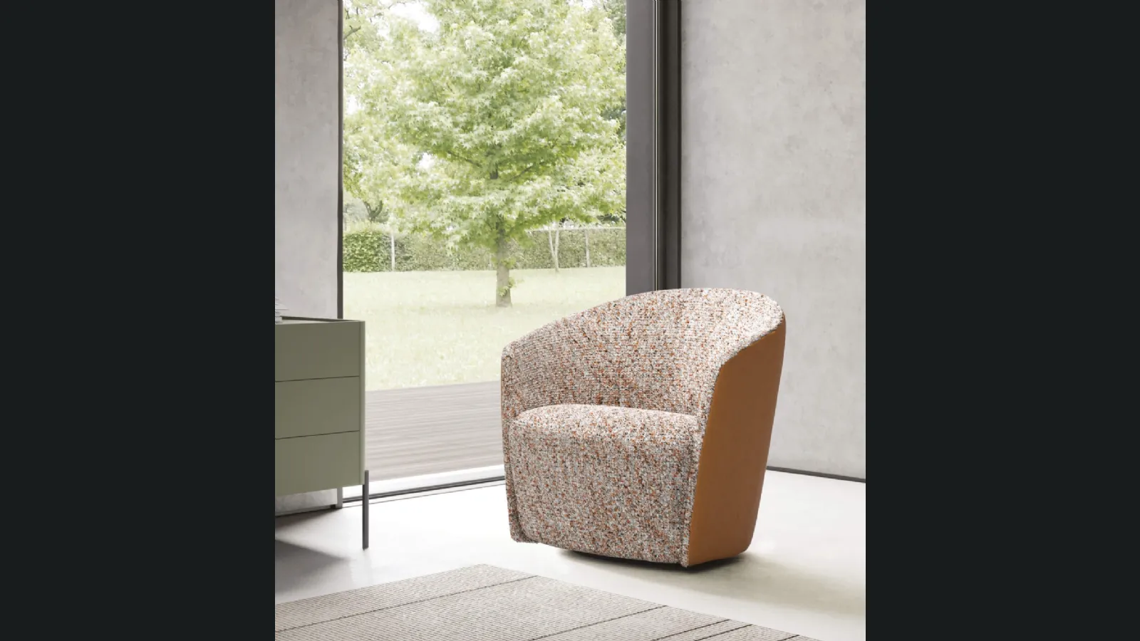 Poltroncina Fuller in tessuto e pelle di Presotto