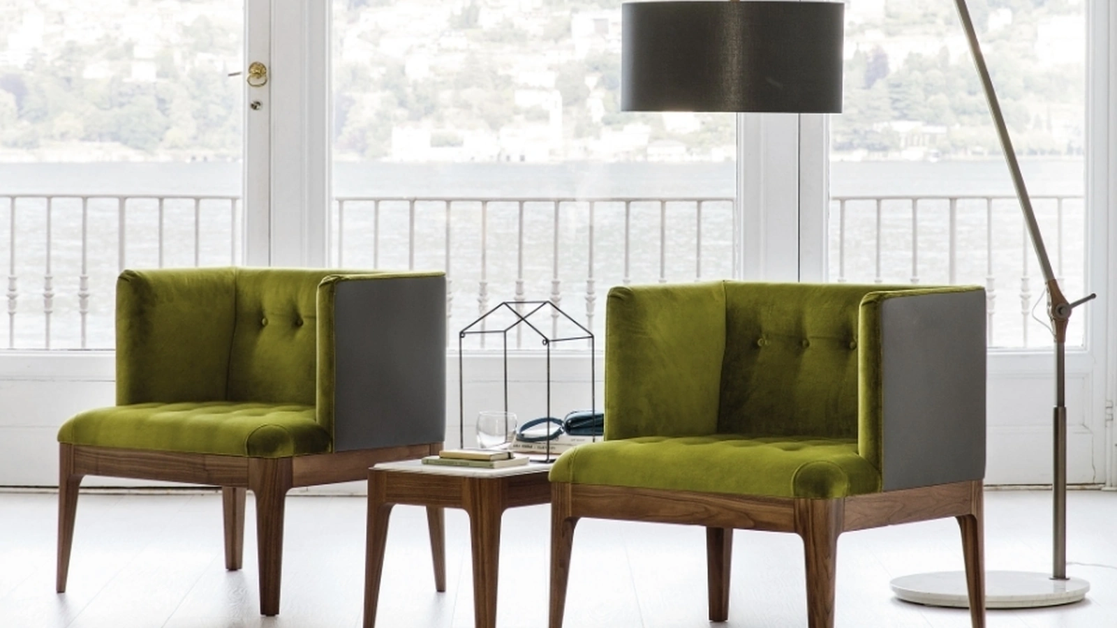 Poltroncina Wendy in velluto trapuntato di Porada