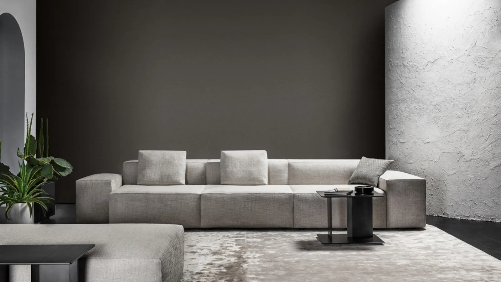 Divano lineare Cube di Vibieffe