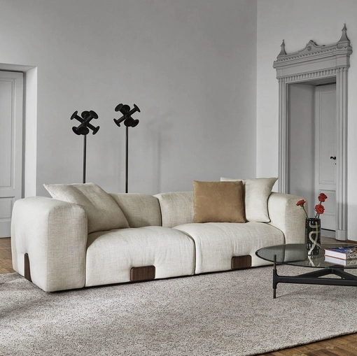 Divano lineare Koji di Porada