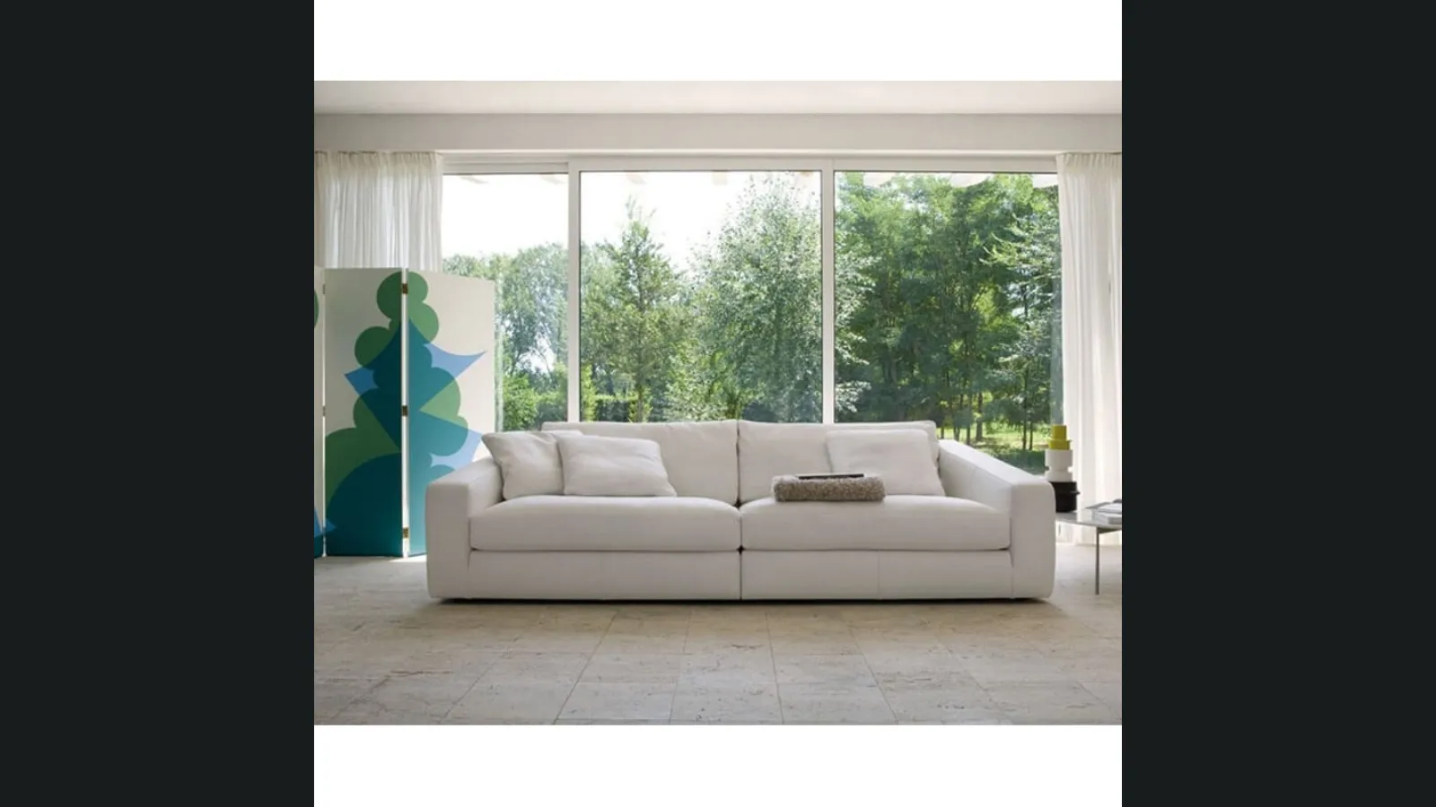 Divano in tessuto dalla seduta morbida e profonda Tobias di Estel