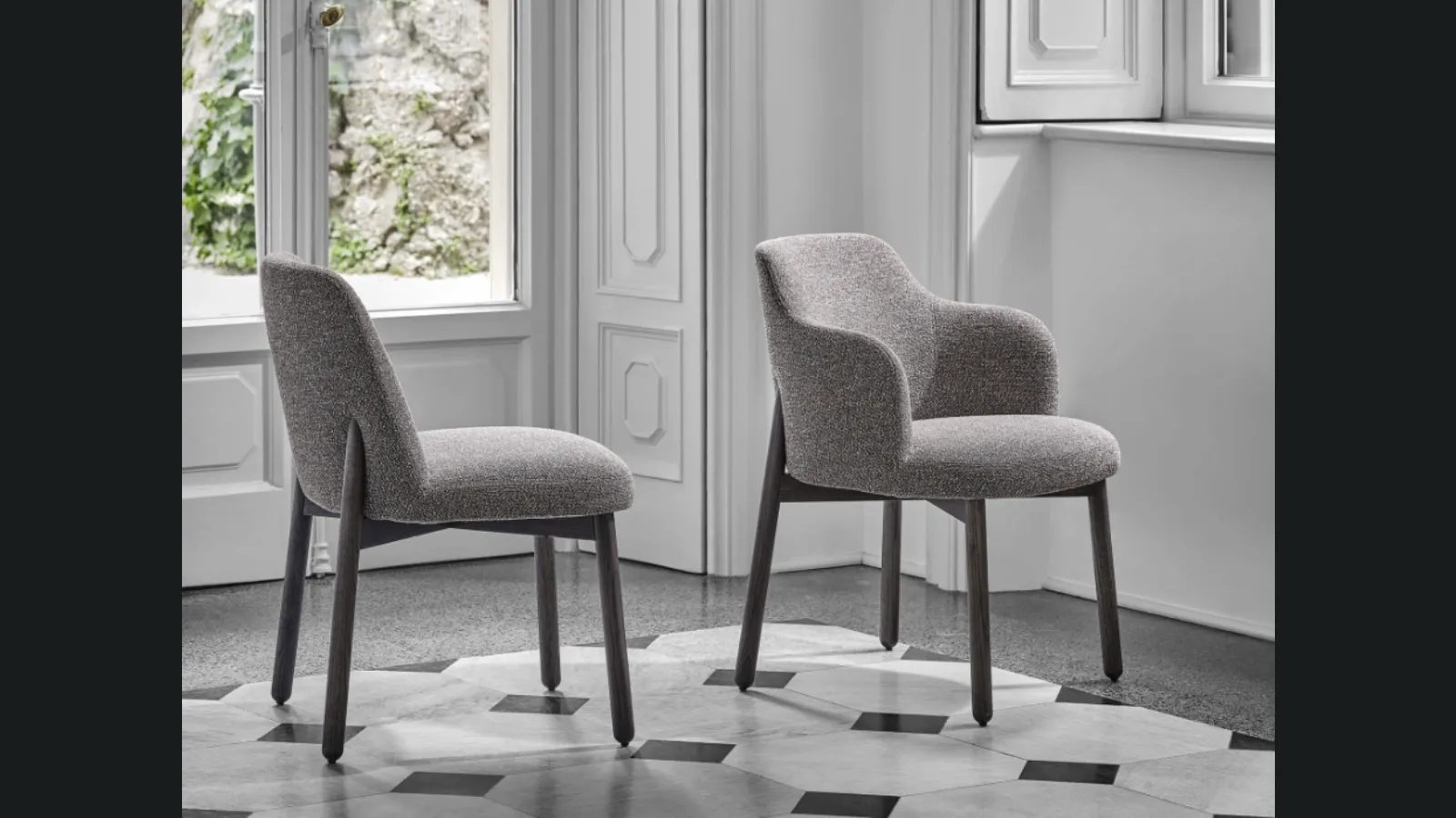 Sedia Abby in tessuto imbottito di Porada