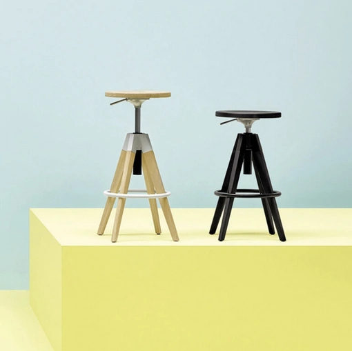 Sgabello Arki SG in legno di Sedie Brianza